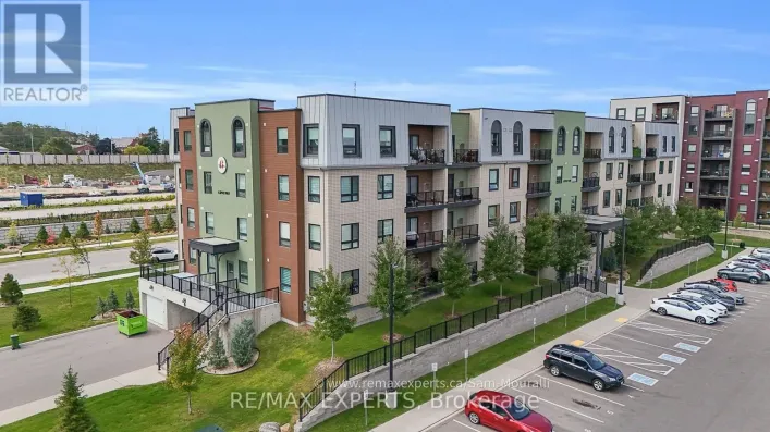 207 - 6 SPICE WAY, Barrie