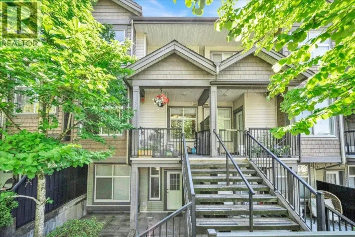 207 7333 16TH AVENUE, Burnaby