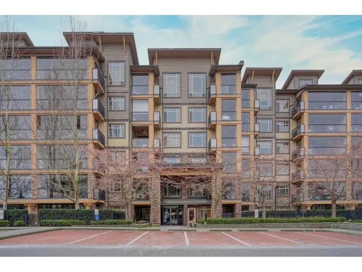 207 8067 207 STREET, Langley