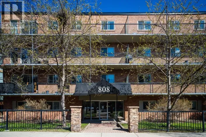 207, 808 Royal Avenue SW, Calgary