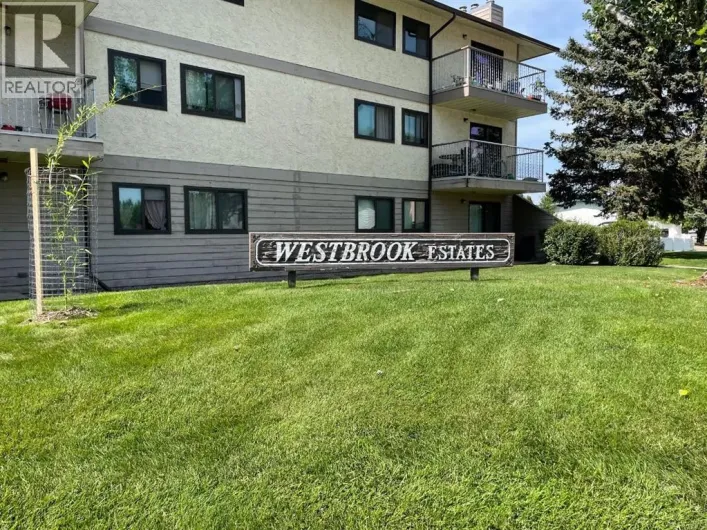 207, 855 Columbia Boulevard W, Lethbridge