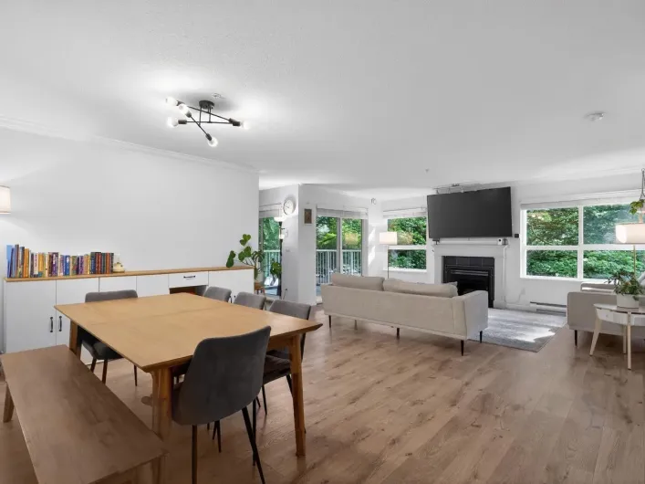 207 9668 148 STREET, Surrey