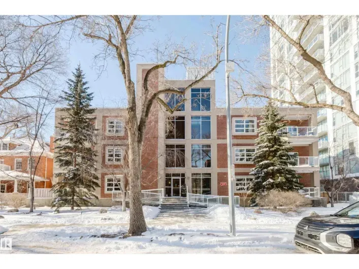 Apartment for sale: #207 9910 111 ST NW, Edmonton