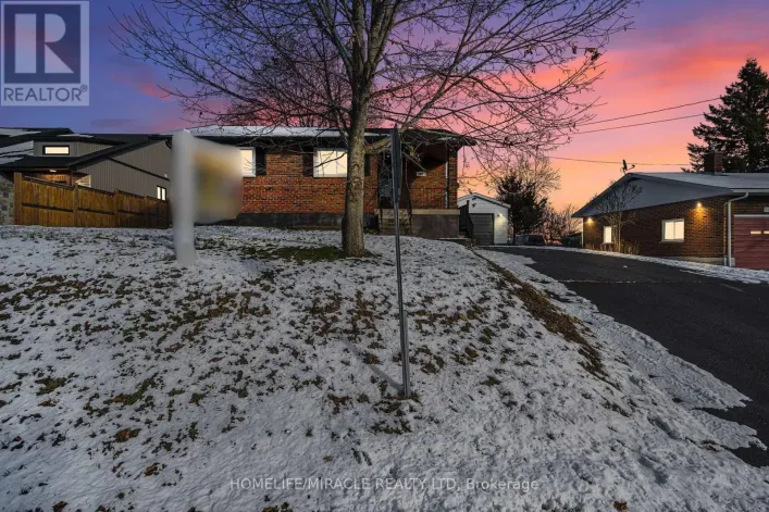 207 BAKER STREET, Stirling-Rawdon