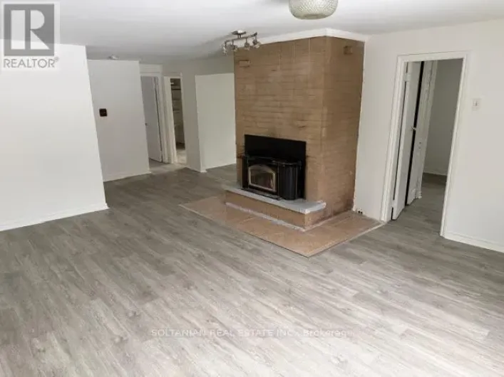 207 BAYVIEW AVENUE, Georgina