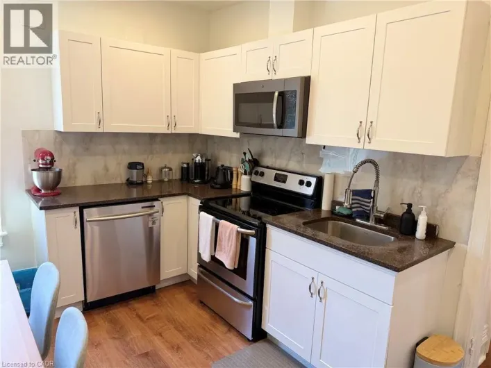 207 CHARLTON Avenue W, Hamilton