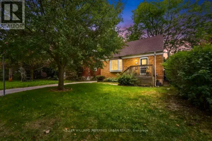 207 ELMHURST AVENUE, Toronto
