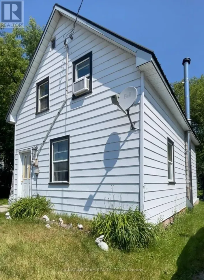 207 JANE STREET, Bonnechere Valley