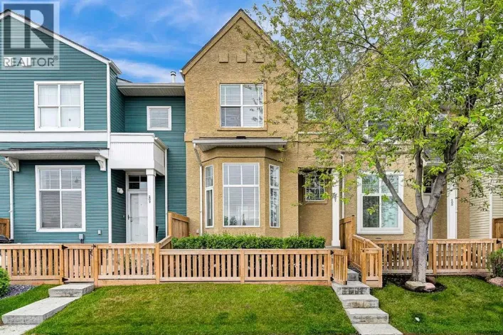 207 Mckenzie Towne Gate SE, Calgary