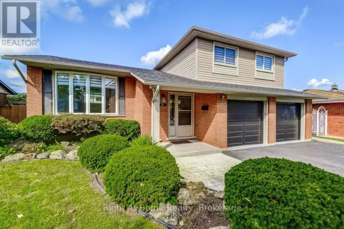 207 MONTMORENCY DRIVE, Hamilton