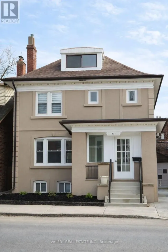 207 OAKWOOD AVENUE, Toronto