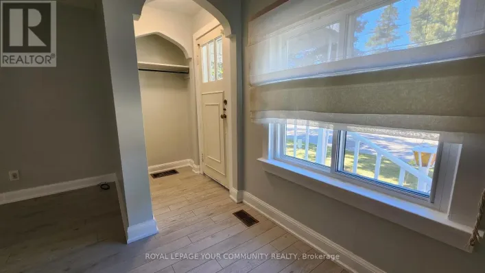 207 OLIVE AVENUE, Toronto