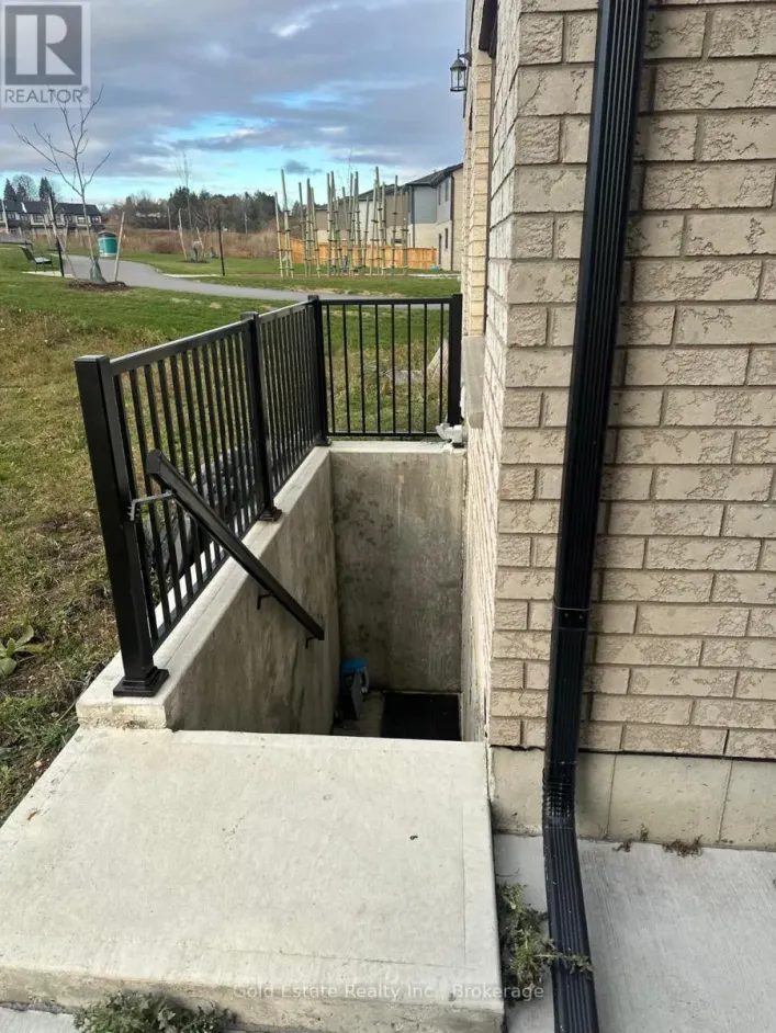 207 OTTERBEIN ROAD, Kitchener