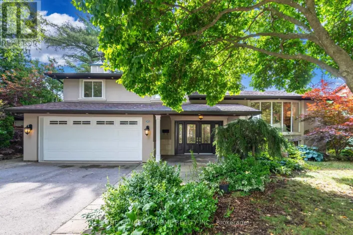 207 PENN DRIVE, Burlington