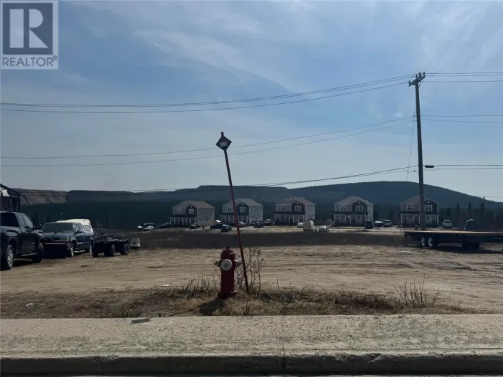 207 Sparrow Street, Labrador City