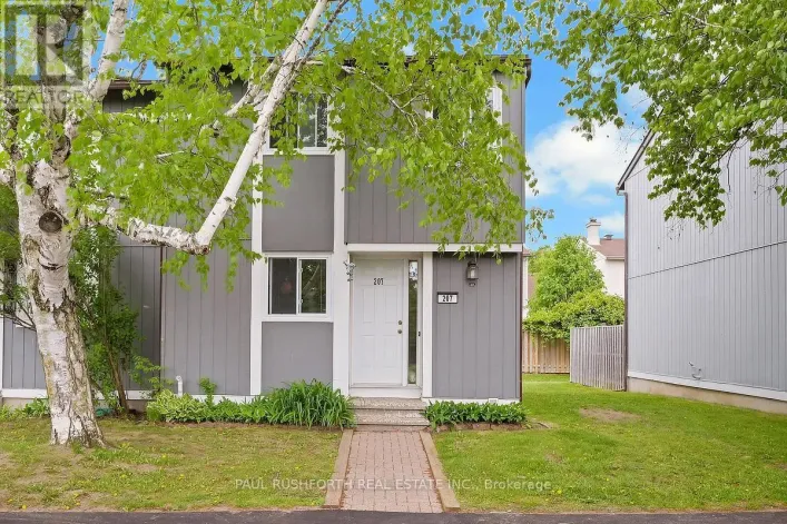 207 THISTLEDOWN COURT, Ottawa