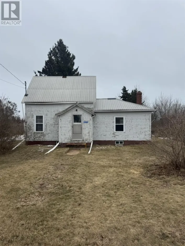 2070 Cape Bear Road, Beach Point