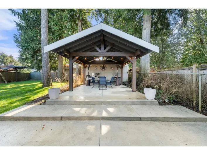 20722 46A AVENUE, Langley