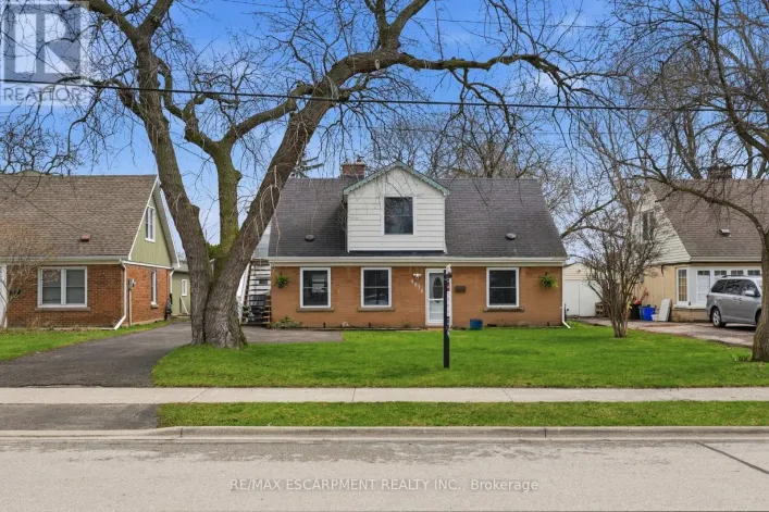 2074 CHURCHILL AVENUE, Burlington