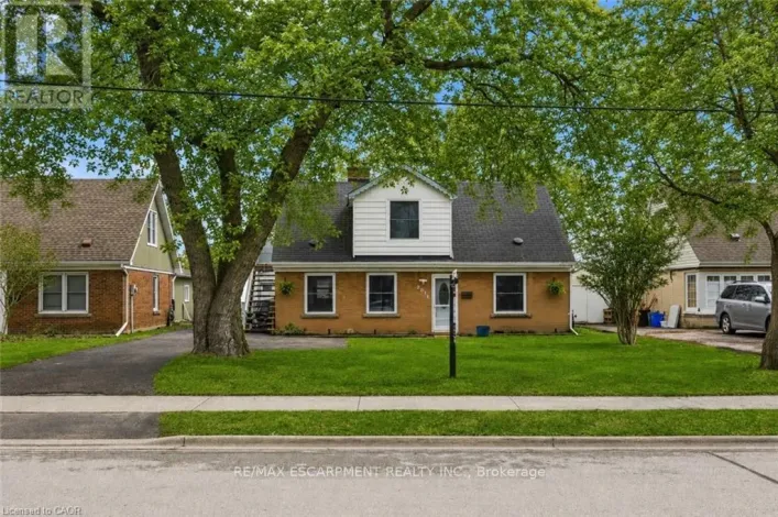 2074 CHURCHILL AVENUE, Burlington