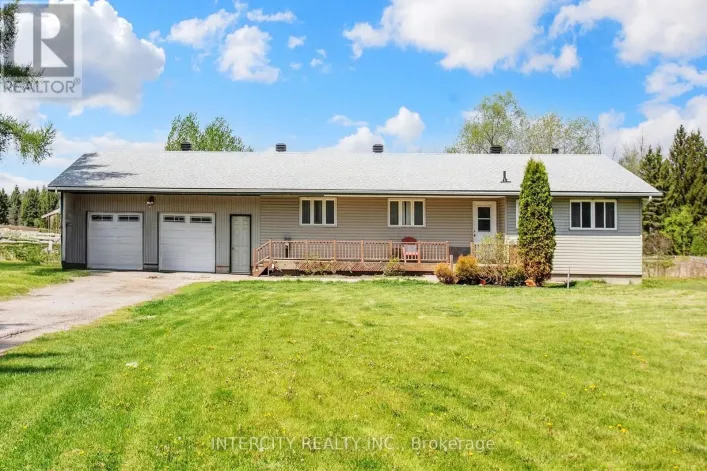 2076 15TH SIDE ROAD, New Tecumseth
