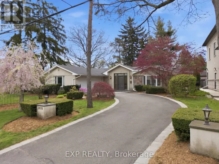 2076 AUTUMN BREEZE DRIVE S, Mississauga