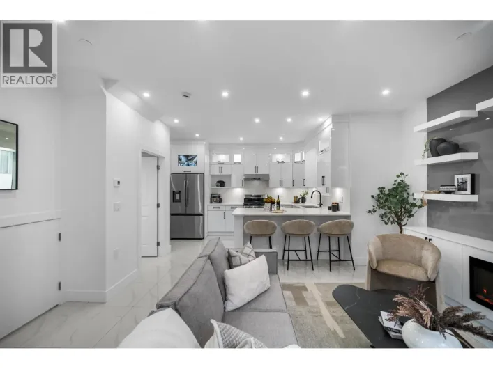 2076 E 50TH AVENUE, Vancouver