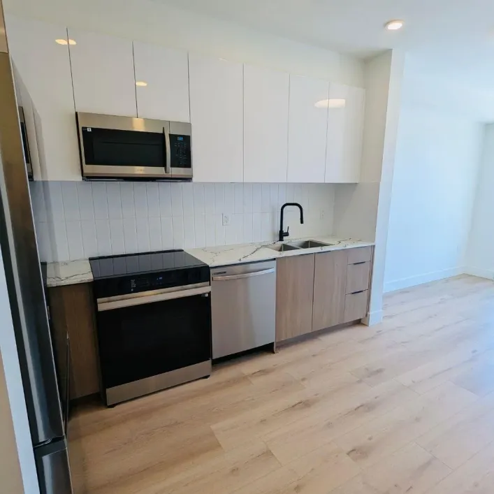 20769 FRASER HIGHWAY, Langley