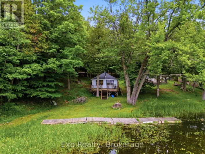 2077 HAMBLY LANE, Frontenac