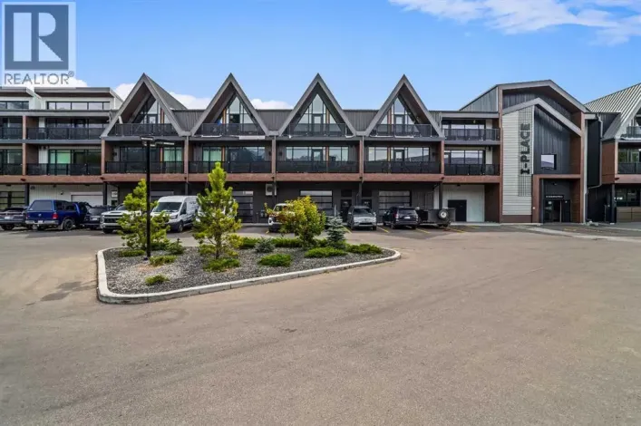 207A, 1 Industrial Place, Canmore