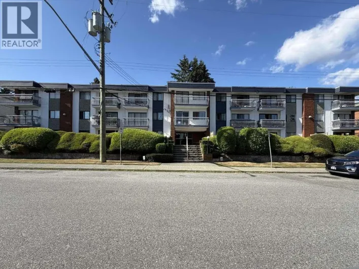 208 1045 HOWIE AVENUE, Coquitlam