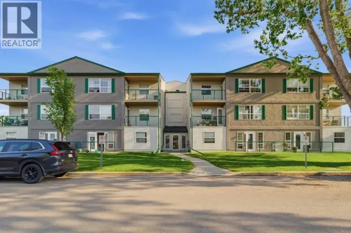 208, 105 7 Avenue SE, High River