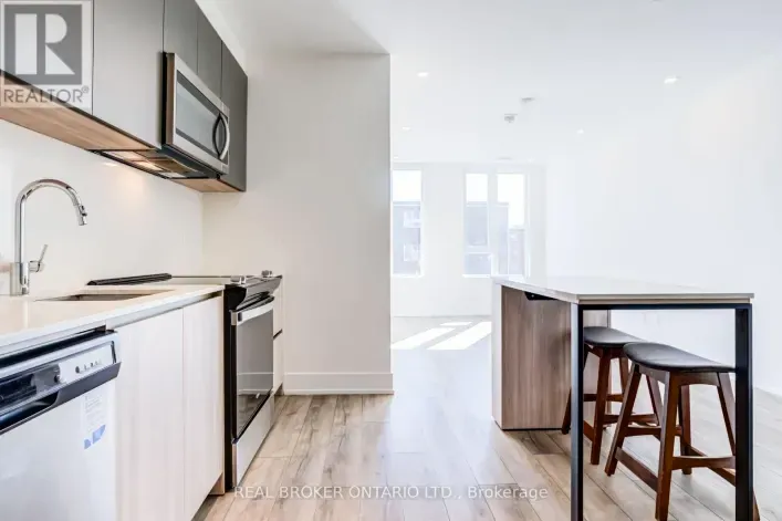 208 - 11 MARYPORT AVENUE, Toronto