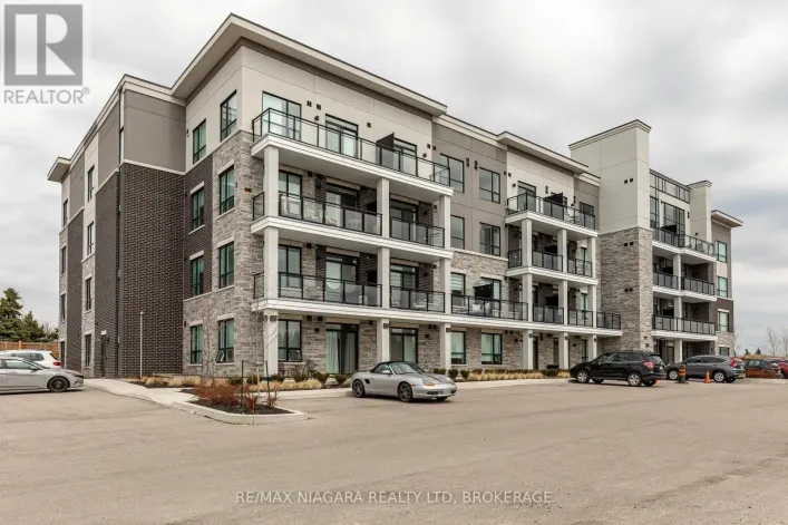 208 - 120 SPRINGVALLEY CRESCENT, Hamilton