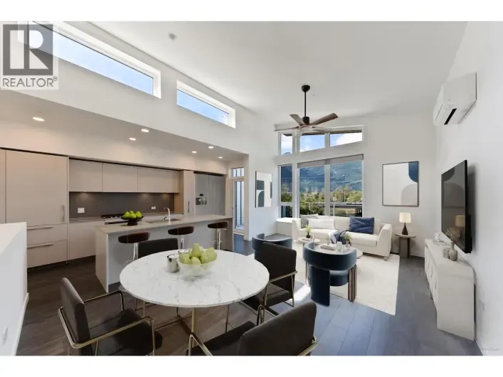 208 1502 SCOTT CRESCENT, Squamish
