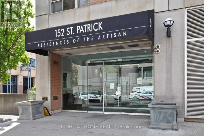 208 - 152 SAINT PATRICK STREET, Toronto
