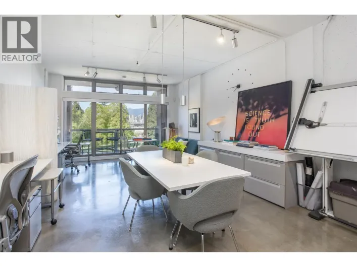 208 1529 W 6TH AVENUE, Vancouver