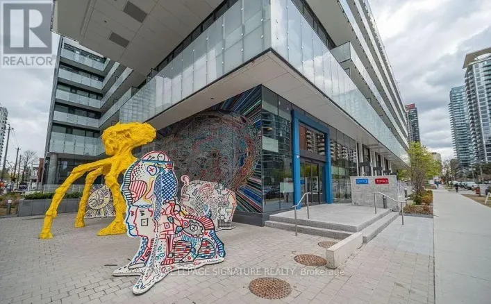 208 - 161 ROEHAMPTON AVENUE, Toronto