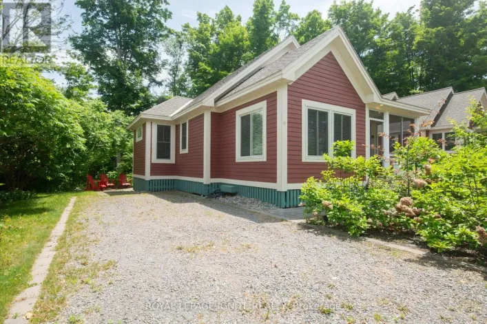 208 - 19 SUMMER VILLAGE LANE, Prince Edward County