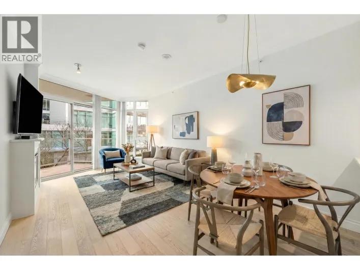 208 199 VICTORY SHIP WAY, North Vancouver