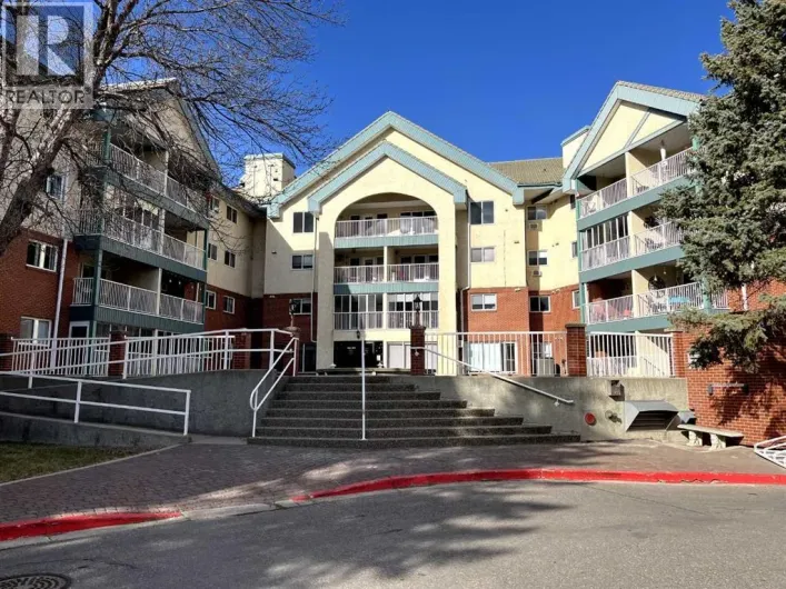 208, 20 3 Street S, Lethbridge