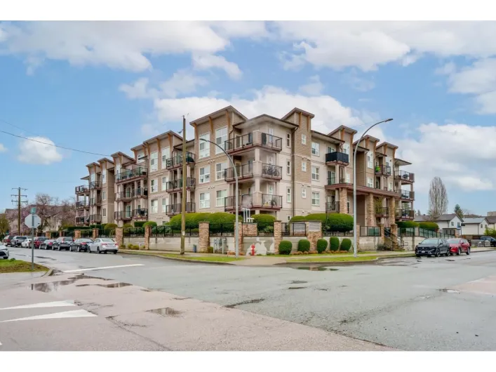 208 20175 53 AVENUE, Langley