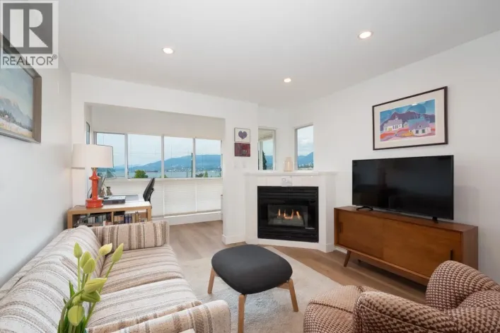 208 2211 WALL STREET, Vancouver
