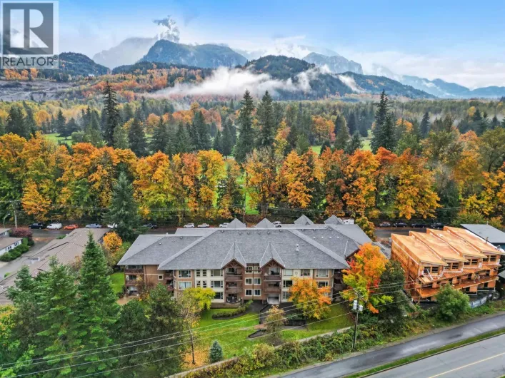 208 2323 MAMQUAM ROAD, Squamish