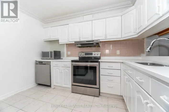 208 - 236 ALBION ROAD, Toronto