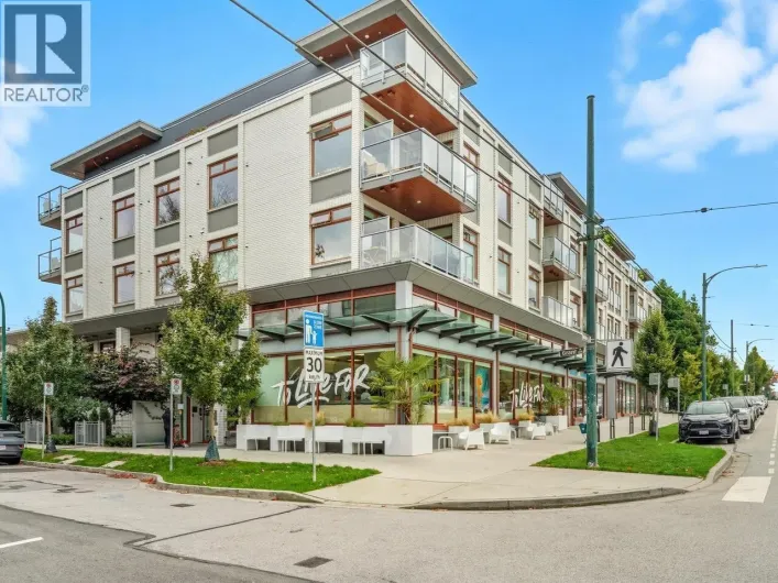 208 2408 GRANT STREET, Vancouver