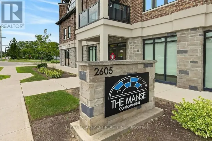 208 - 2605 BINBROOK ROAD, Hamilton