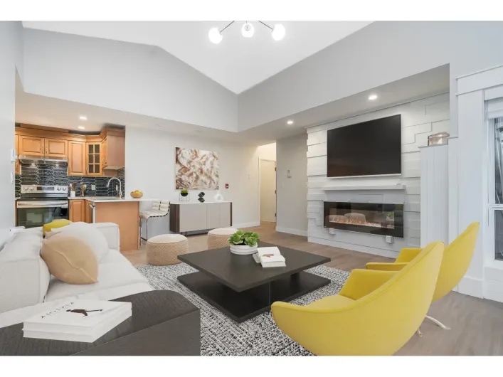 208 2828 152 STREET, Surrey