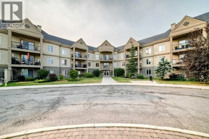 208, 30 Cranfield Link SE, Calgary