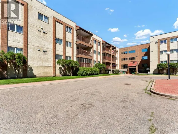 208, 3090 15 Avenue SE, Medicine Hat